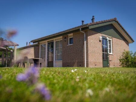 Knus 4-persoons vakantiehuisje op park in Voorthuizen Veluwe