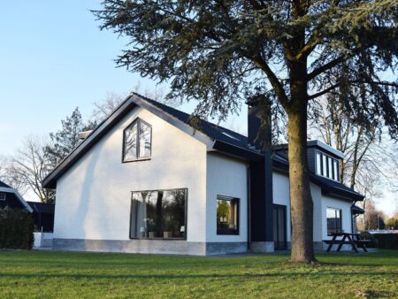 Schitterende 24-persoons Villa op de Veluwe in Voorthuizen