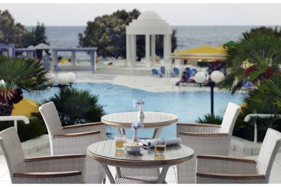 Hotel Serita Beach